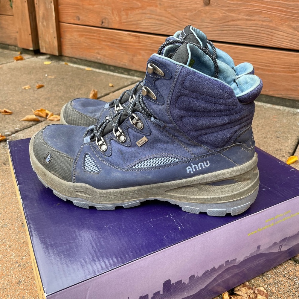 Ahnu ankle hiking shoes